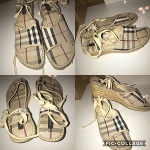 ((Real)) Burberry sandals!!